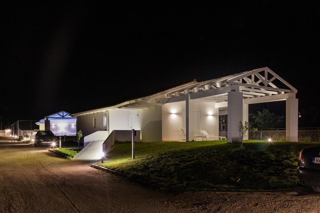 White Villas Douneika  Экстерьер фото